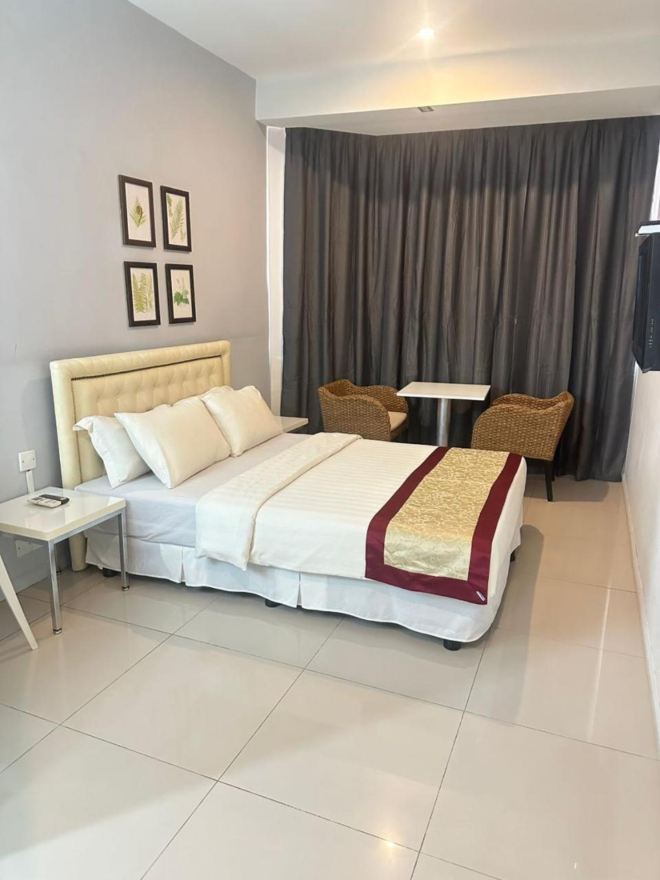 Kingsman Boutique Hotel Kota Kinabalu Exterior foto